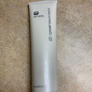 Nuskin Dermatic Effects